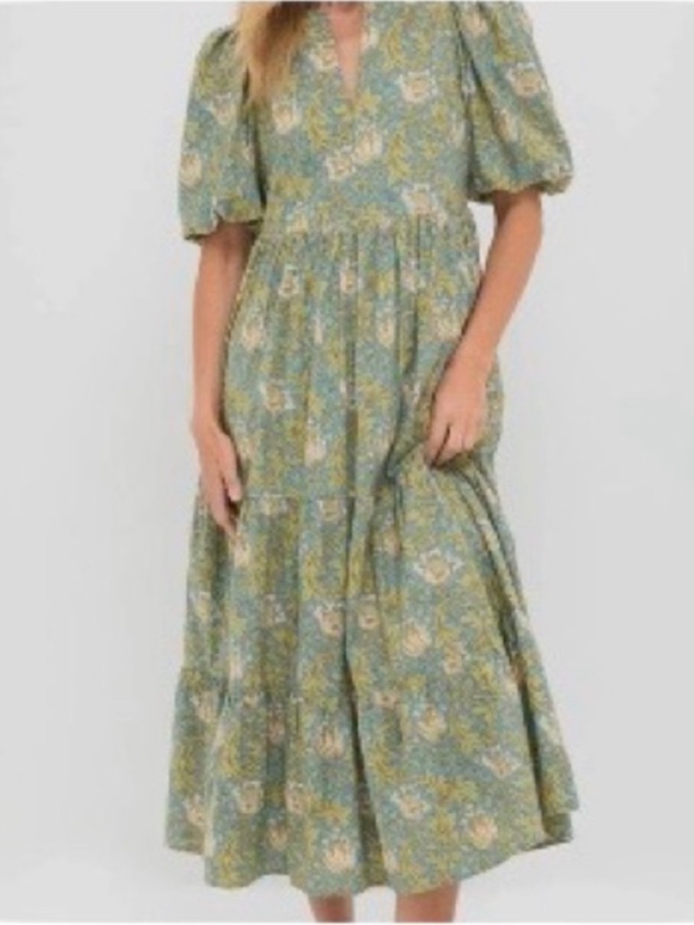 Tuckernuck Hyacinth House Bennett Tiered Maxi Dress in Leafy Floral Size Large - Picture 3 of 9